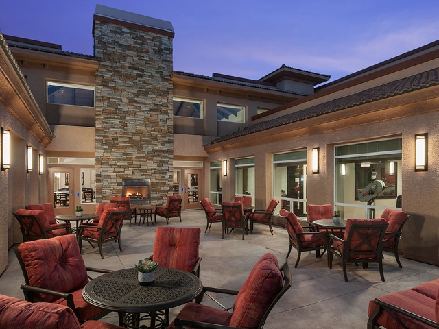 MorningStar Senior Living at Golden Ridge